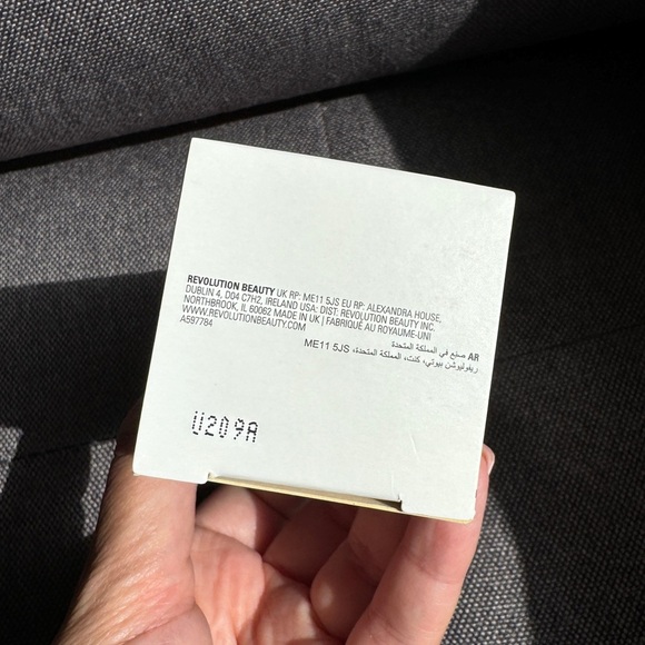 Revolution Gym Booty Serum Smooth & Tighten Skinboost Complex 3.38 fl.oz - Picture 6 of 7